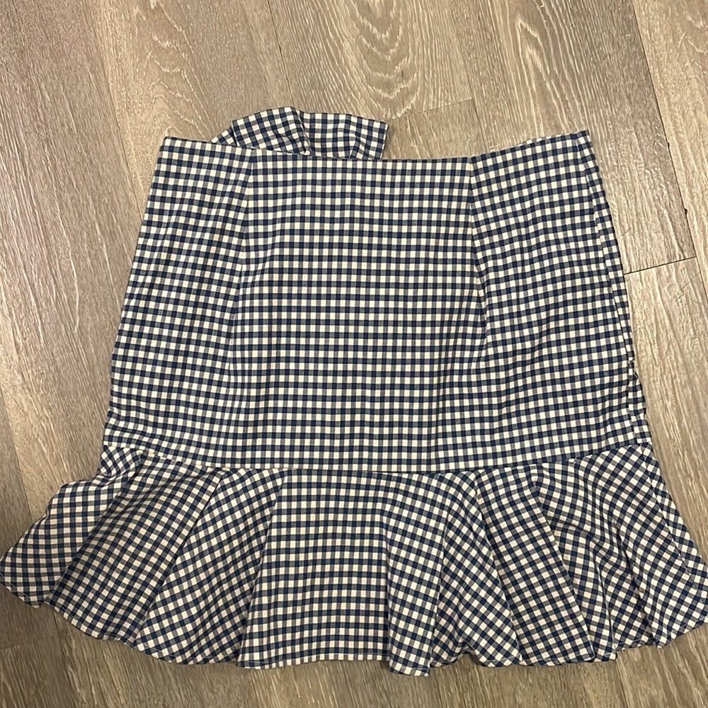 Veronica Beard ruffle skirt - Picture 3 of 4